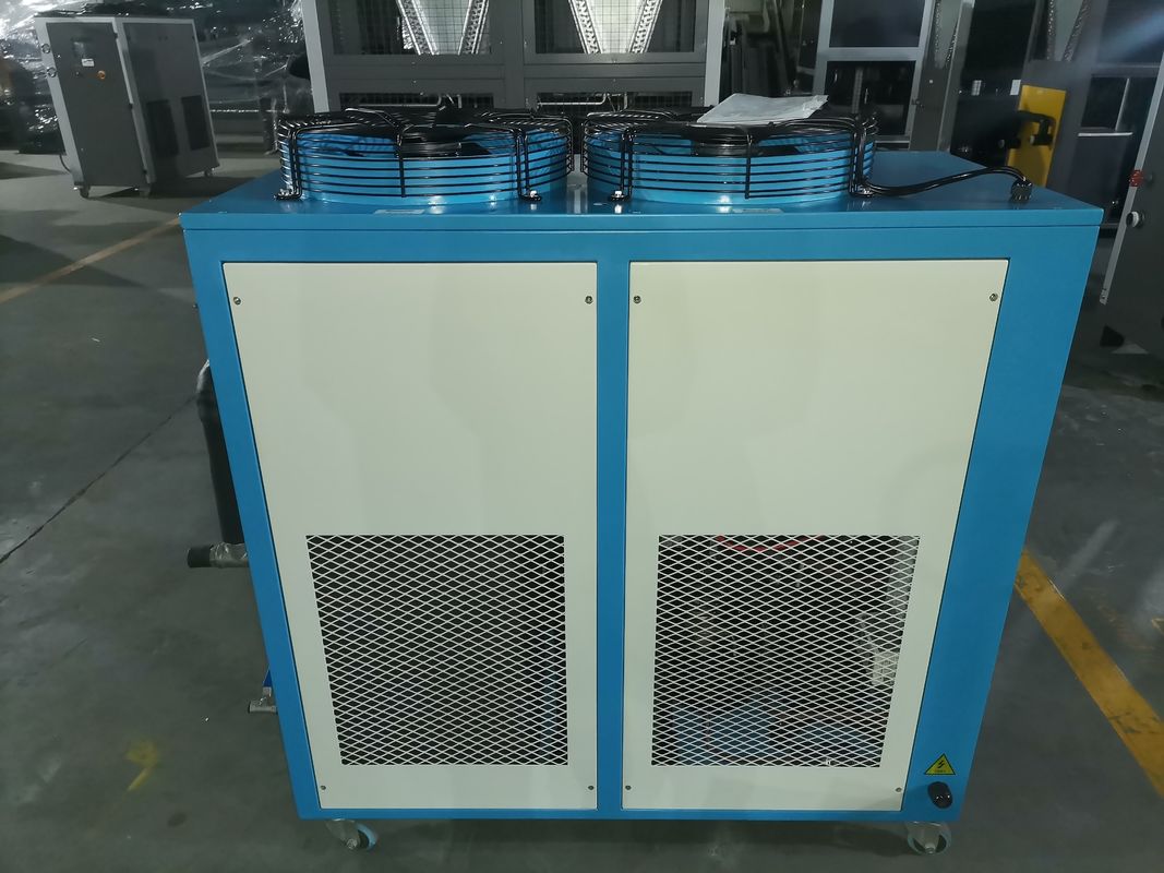 Precisie en efficiëntie 2,5 m3/h Gecoelde waterstroom Luchtgekoelde wisselstroomkoelers voor temperatuurregeling in het laboratorium