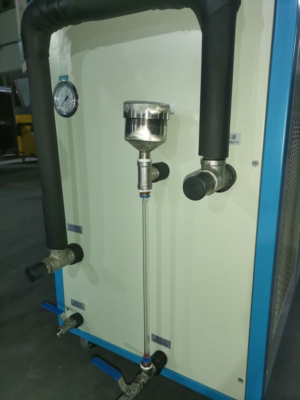 Precisie en efficiëntie 2,5 m3/h Gecoelde waterstroom Luchtgekoelde wisselstroomkoelers voor temperatuurregeling in het laboratorium