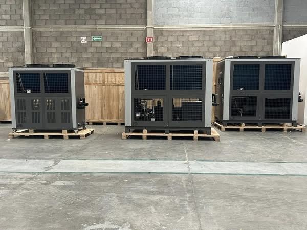 25RT energiezuinige industriële koeler, geïmporteerde compressor, intelligent PID-temperatuurregelaar, laboratorium/halfgeleider/laser, multi-industrie aanpassing, luchtgekoeld circulatiesysteem