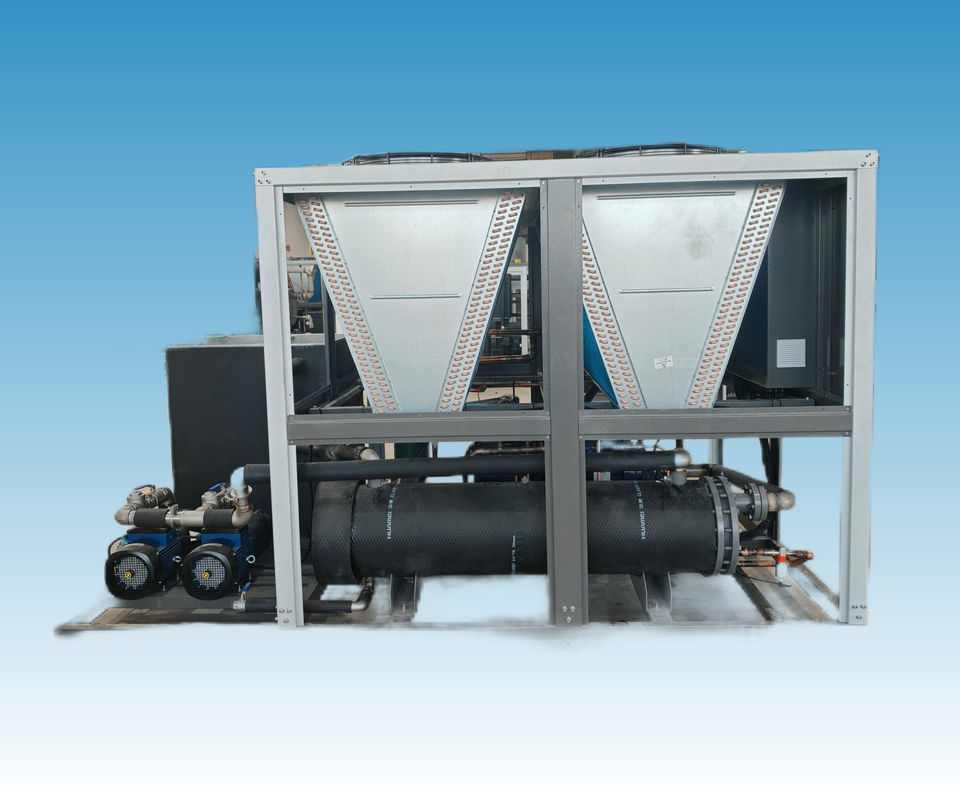 Het gebruik van milieuvriendelijke koelmiddelen voor de terugwinning van afvalwarmte voor de chemische industrie en de productie van lithiumbatterijen Energiebesparing Luchtgekoelde koperen condensator met R410A koelmiddel