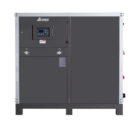 Energiebesparing en stabiele werking. 30 pk watergekoelde industriële koeler.