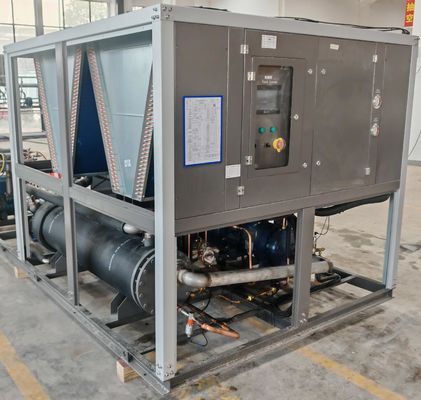 Het gebruik van milieuvriendelijke koelmiddelen voor de terugwinning van afvalwarmte voor de chemische industrie en de productie van lithiumbatterijen Energiebesparing Luchtgekoelde koperen condensator met R410A koelmiddel