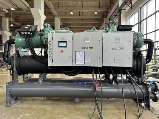 360HP Energiebesparende Watergekoelde Schroef Chiller met PLC Besturingssysteem voor Industriële Koeling